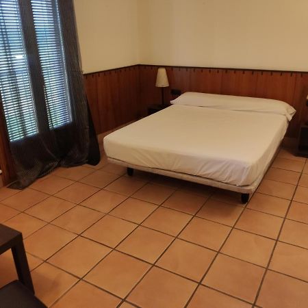 Hostal Tastavins Peñarroya de Tastavins Kültér fotó