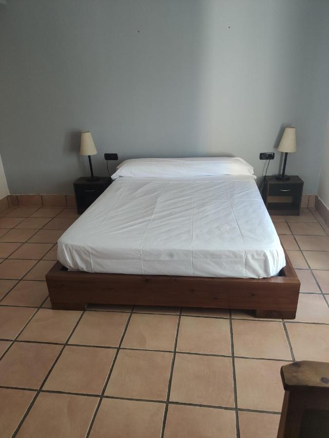 Hostal Tastavins Peñarroya de Tastavins Kültér fotó