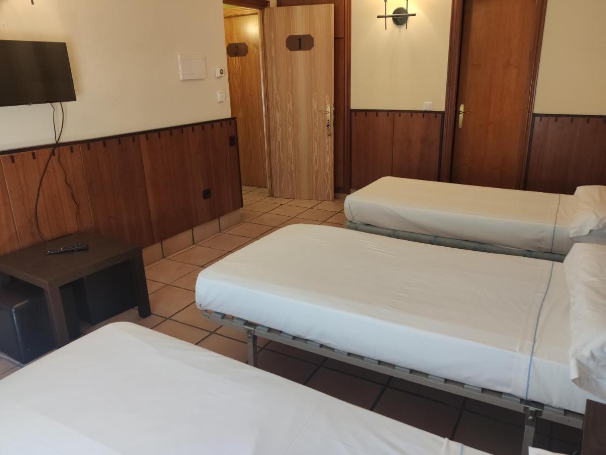 Hostal Tastavins Peñarroya de Tastavins Kültér fotó